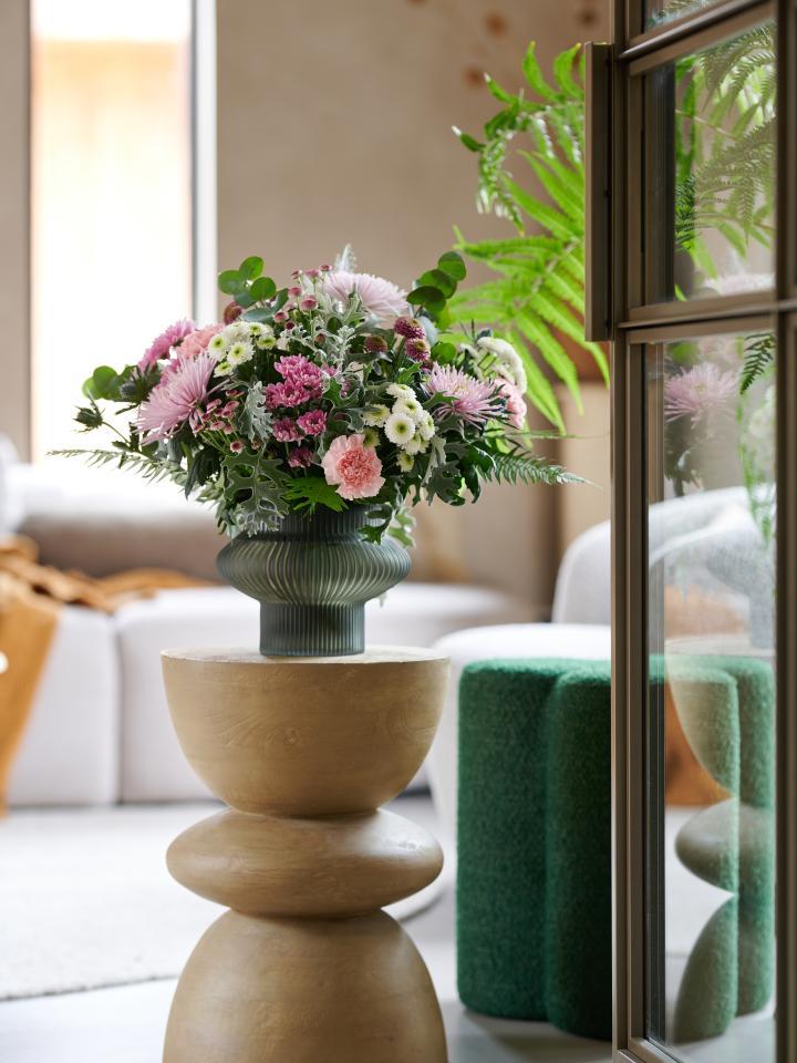 Le Jardin des Fleurs integrates The Trend Collection Traditional ...